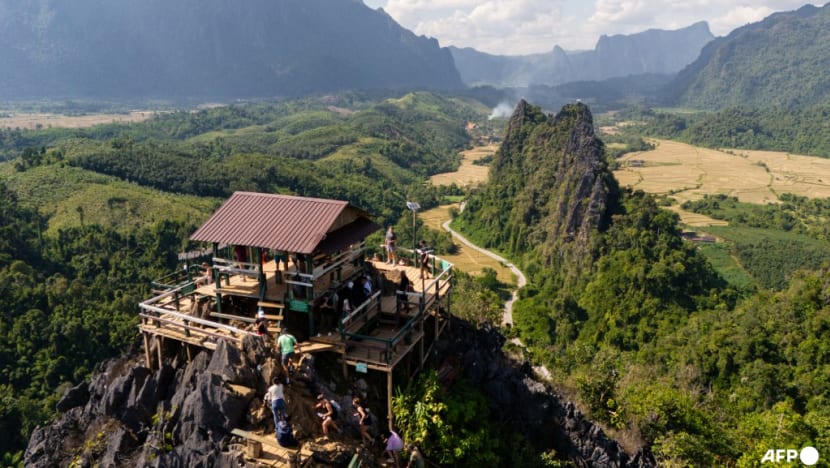 Breaking News:Laos hostel staff detained after backpackers’ deaths from suspected methanol poisoning