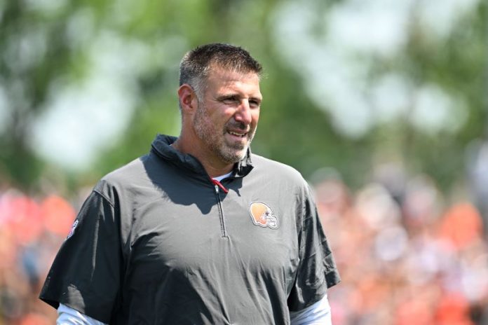 Is Mike Vrabel the New York Jets’ top head coaching candidate?