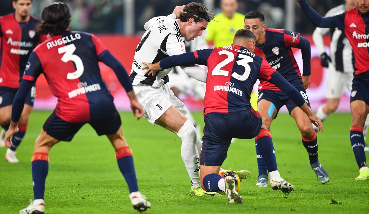 Juventus smash Cagliari 4-0 to advance in the Coppa Italia