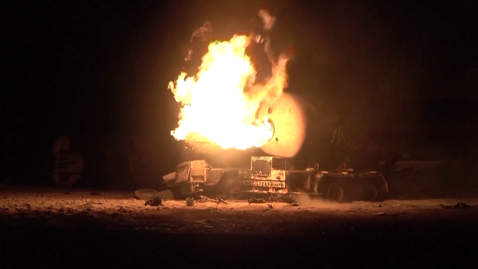 US air attacks target Yemen fuel port, killing dozens