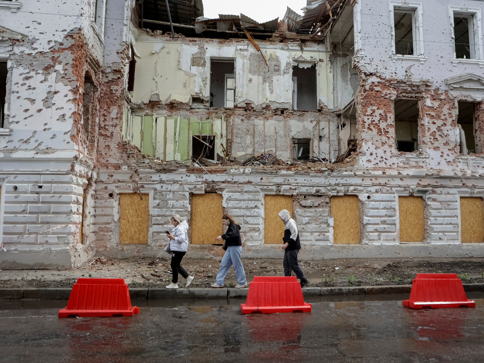 In Sumy, Ukraine, the front line is drawing near – but we refuse to leave