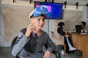 Virtual reality offers escape to Gaza children wounded in Israel’s war