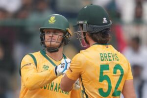 T20 World Cup: South Africa beat UAE before India showdown