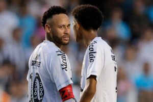 Neymar apologises to Robinho’s son after slapping him in training