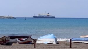 Spain agrees to let hantavirus-hit cruise ship dock in Canary Islands