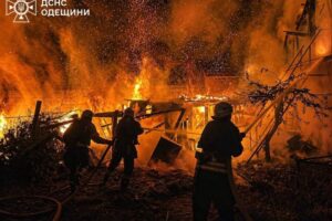 Russia hammers targets across Ukraine overnight