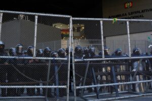 Bolivia in crisis: Social unrest, demands for president to resign escalate