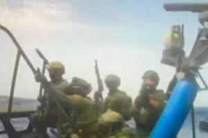 Israeli forces intercept Gaza-bound aid flotilla
