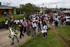 Red Cross says people displaced by conflict in Colombia doubled last year