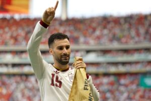 Spain beat Uruguay 1-0 to clinch World Cup Group H top spot