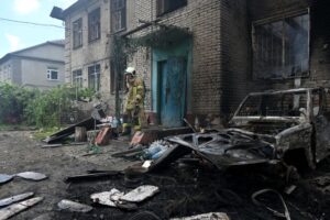 Three killed as Ukraine and Russia exchange cross-border attacks