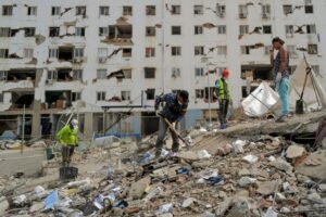 Aftershock hits Caracas during critical hours for Venezuela rescue efforts