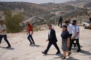 Norway seeks to ban trade with illegal Israeli settlements in Palestine