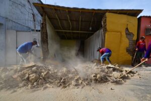 Economic losses mount as Venezuela earthquake death toll grows