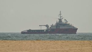 Iran lawmakers present Hormuz management bill as US war heats up