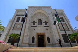 Syria delays first session of transitional parliament without explanation