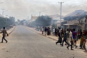 Somali army clashes with rebel forces for control of key city Baidoa