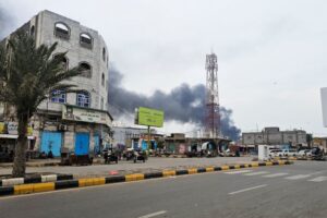 Yemeni government escalates attacks against Houthis: What’s next?